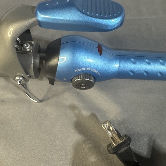 BaByliss PRO Curling Iron Nano Titanium Spring 1-1/4" Barrel Turbo Heat Boost - Picture 4 of 6